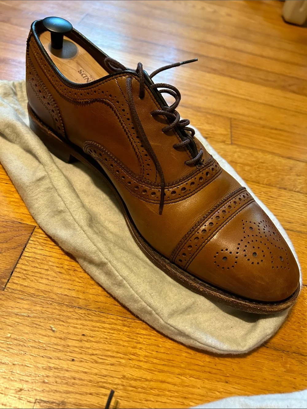 Allen Edmonds Walnut Brown Leather Strand Oxford Dress Shoes and Belt - Men